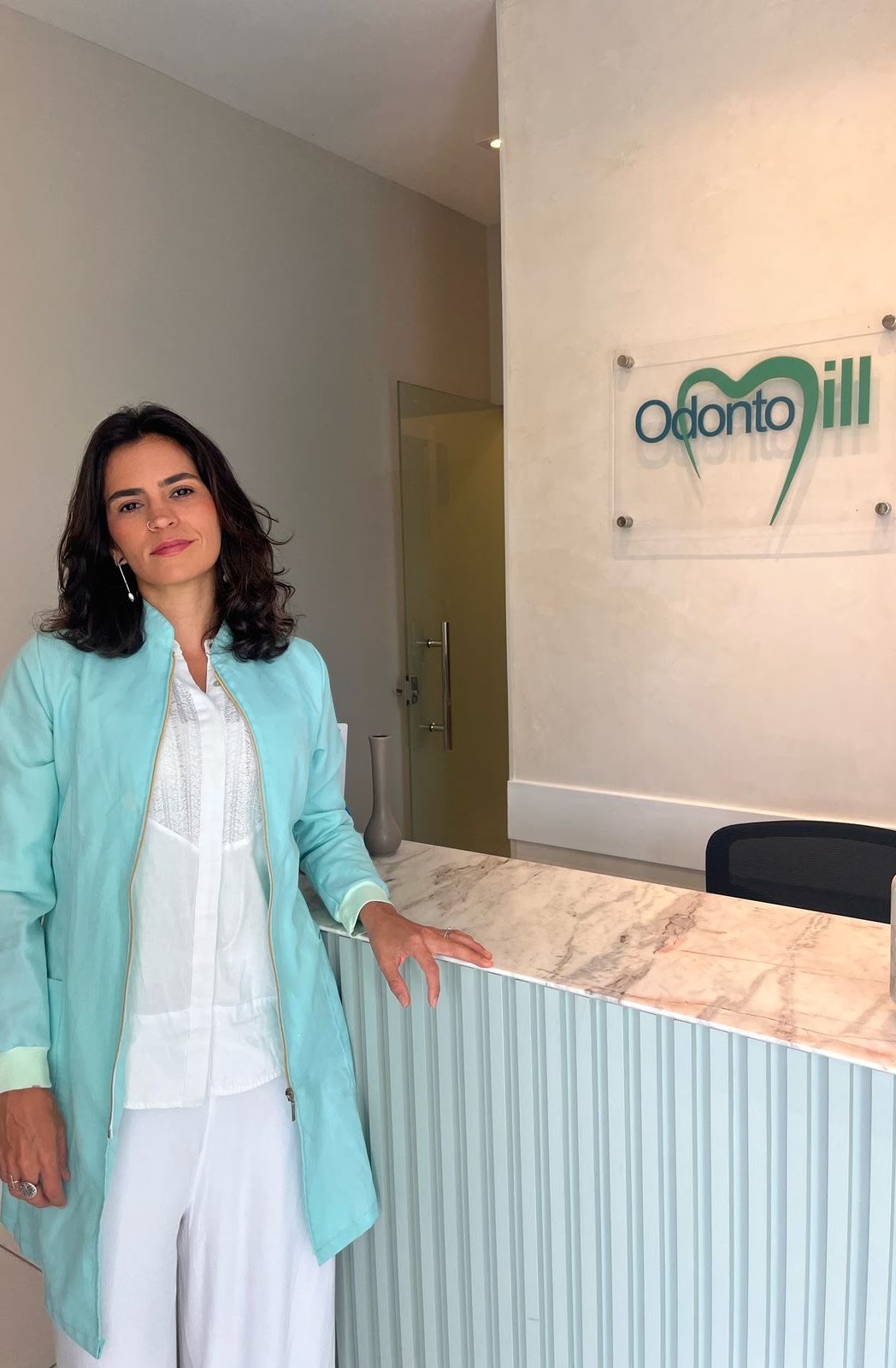 Dra. Mirella Almeida